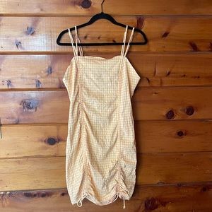 WILD FABLE - fitted cutesy pink and yellow checkered dress